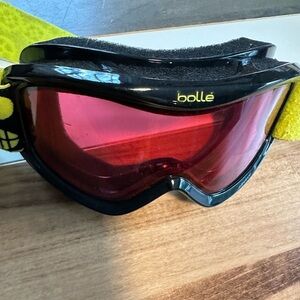Bolle ski ⛷️ snowboard 🏂 kid’s goggles